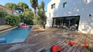 entretien terrasse exotique