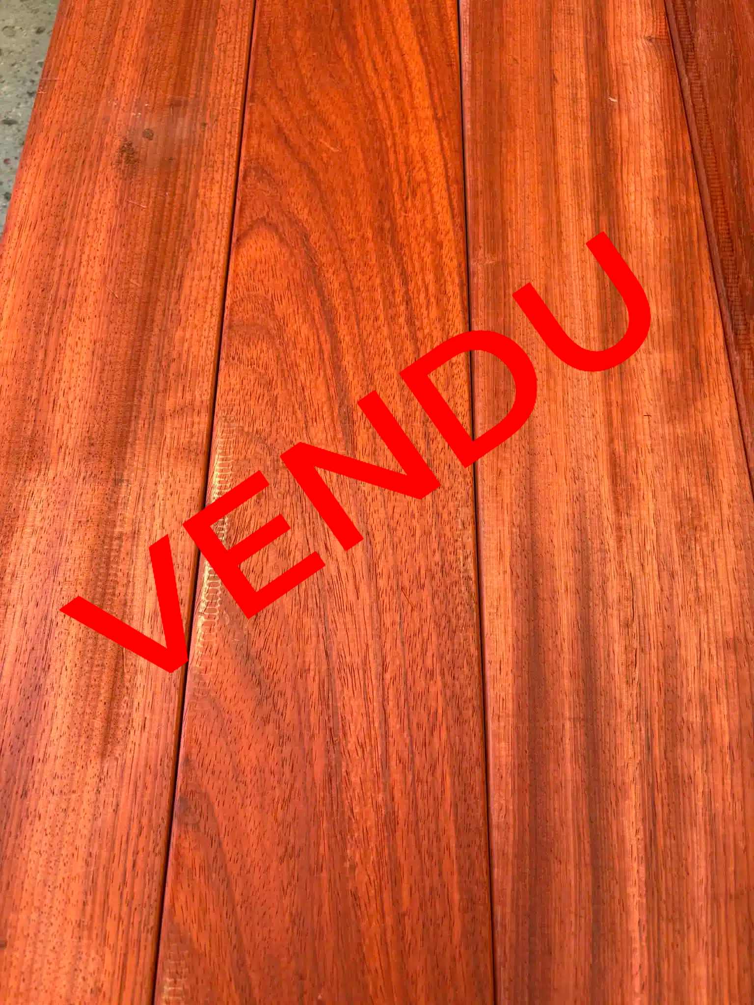 lot 3,35m2 lame de terrasse padouk kd – lames 1,55m Lot 3,35m2 - Lame de terrasse PADOUK KD – LAMES 1,55m