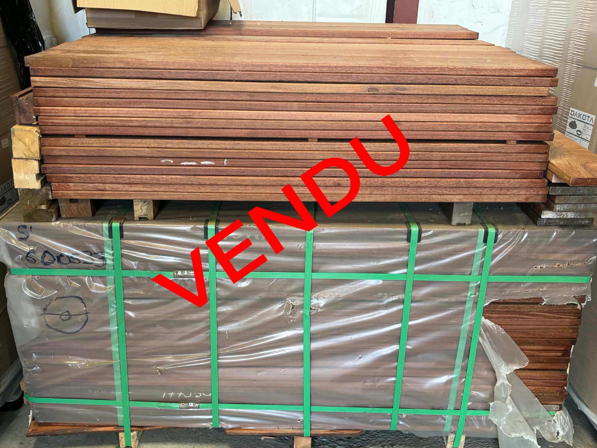 lot 20,06 m2 lame de terrasse cumaru rouge kd 1,25m Lot 20,06 m2 - Lame de terrasse CUMARU rouge KD 1,25m